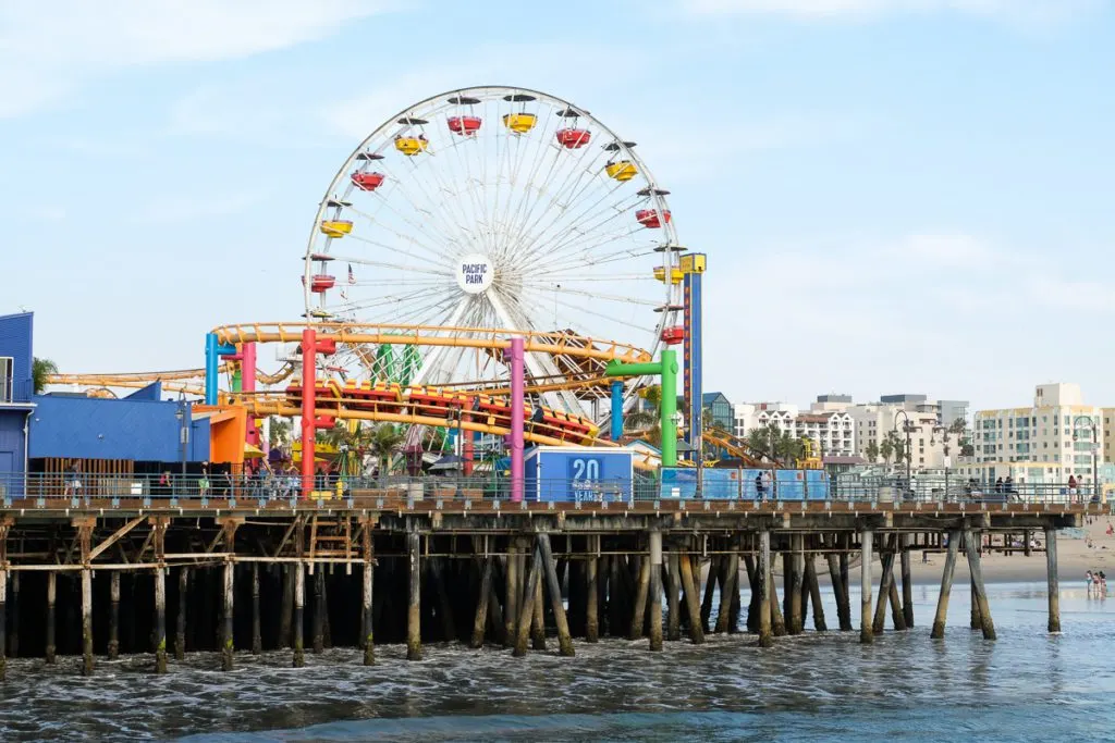 Race on the Santa Monica Pier in Mario Kart Tour Los Angeles