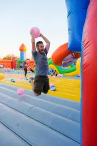 Josh dunks at The Big Bounce America