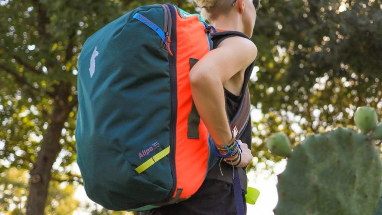Cotopaxi Allpa 35L Del Dia Review: Fun and Functional (And Perfect for Travel)