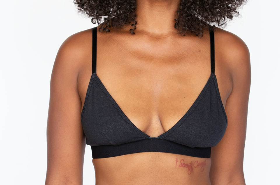 WAMA sustainable underwear for women: The hemp Triangle Bralette in black.