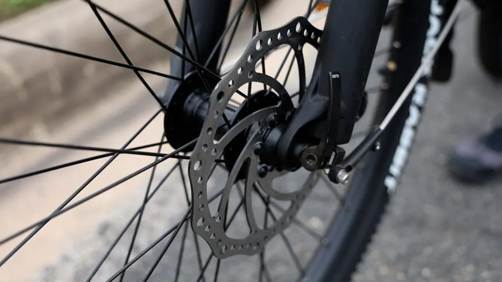 The Espin Flow's disc brakes.