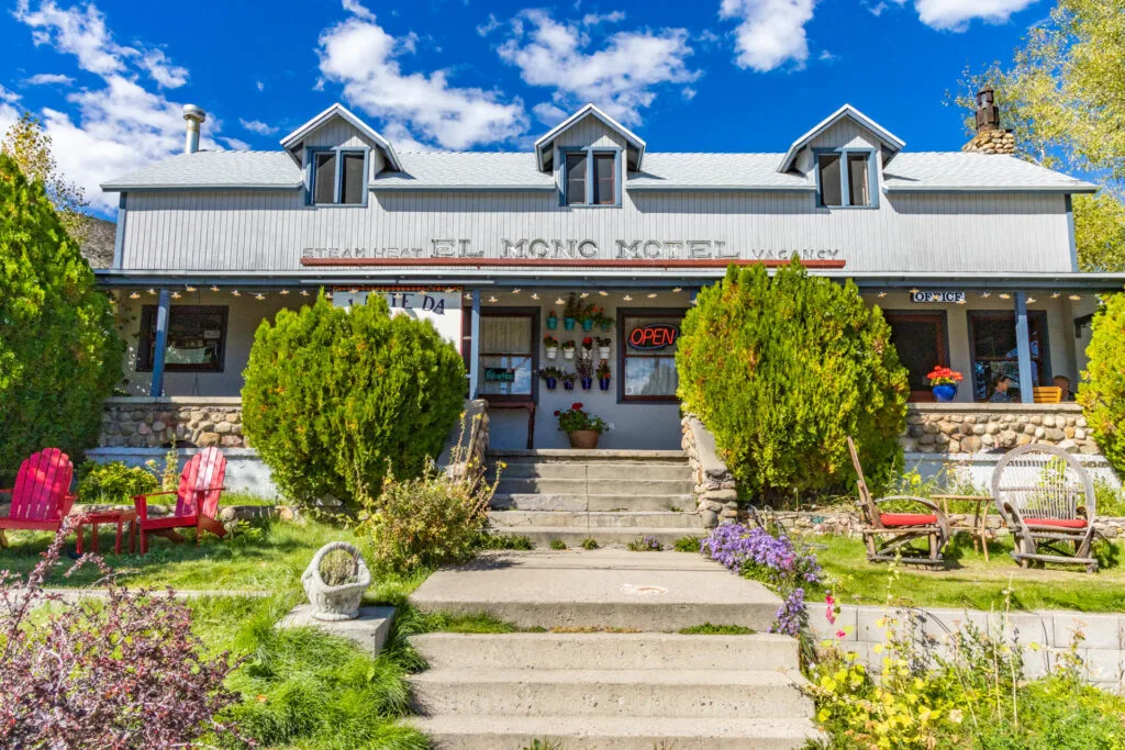 El Mono Motel and Latte Da Cafe in Lee Vining, California.