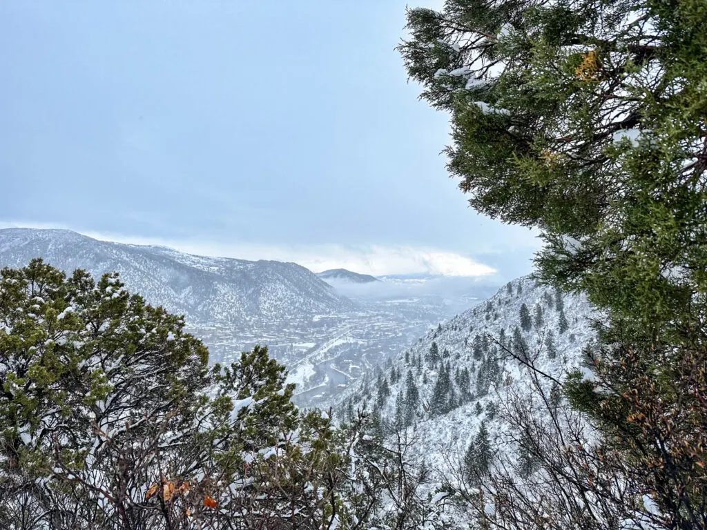 4 Winter Hikes Near Aspen for People Who Don't Ski – Terradrift