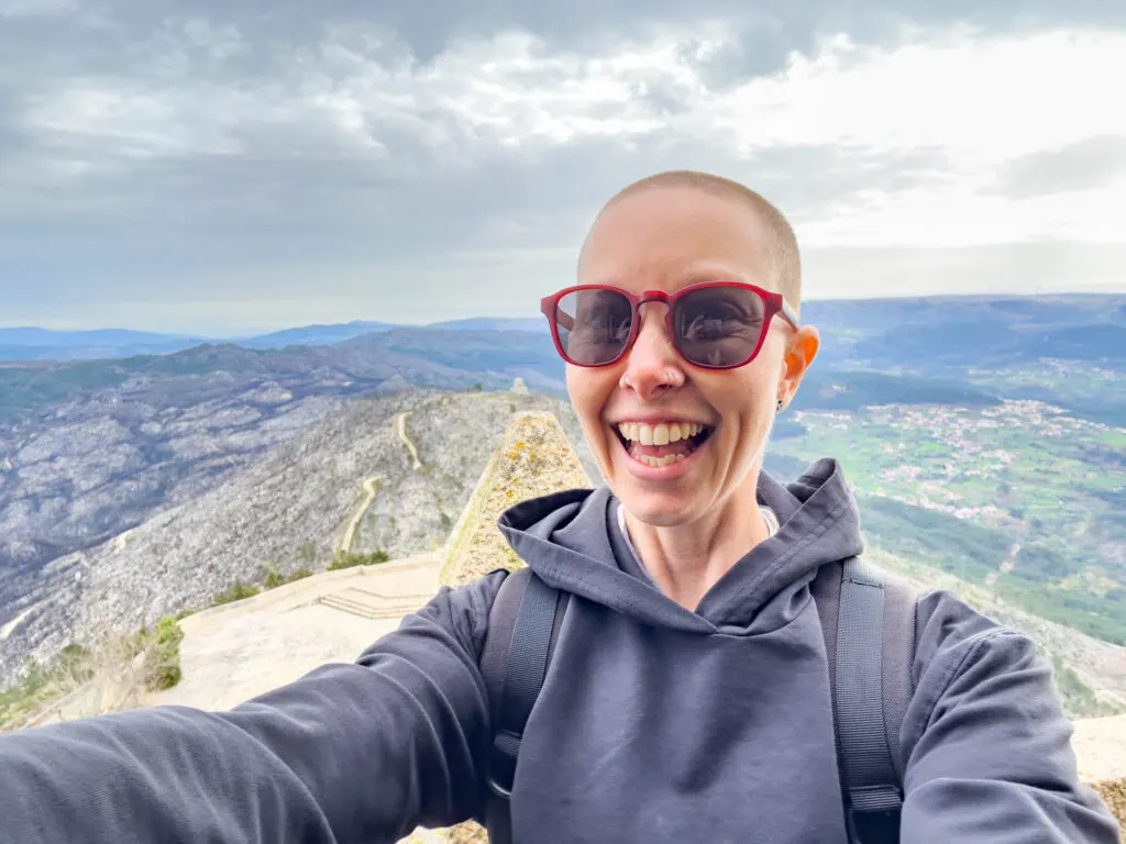 Smiling from the top of Santuário da Senhora da Graça.