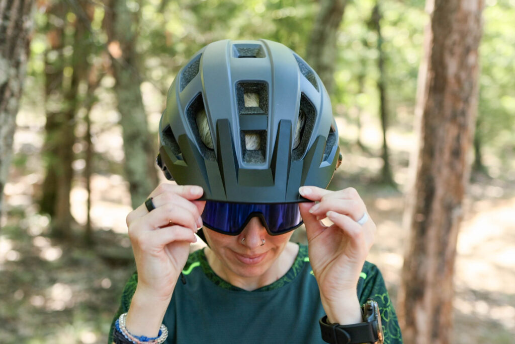 The visor on the Sena M1 Evo.