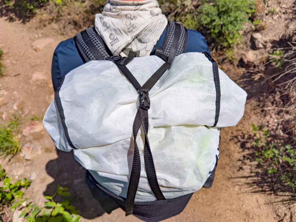 Hyperlite Unbound 55 Review: a closer look at the top Y-strap.
